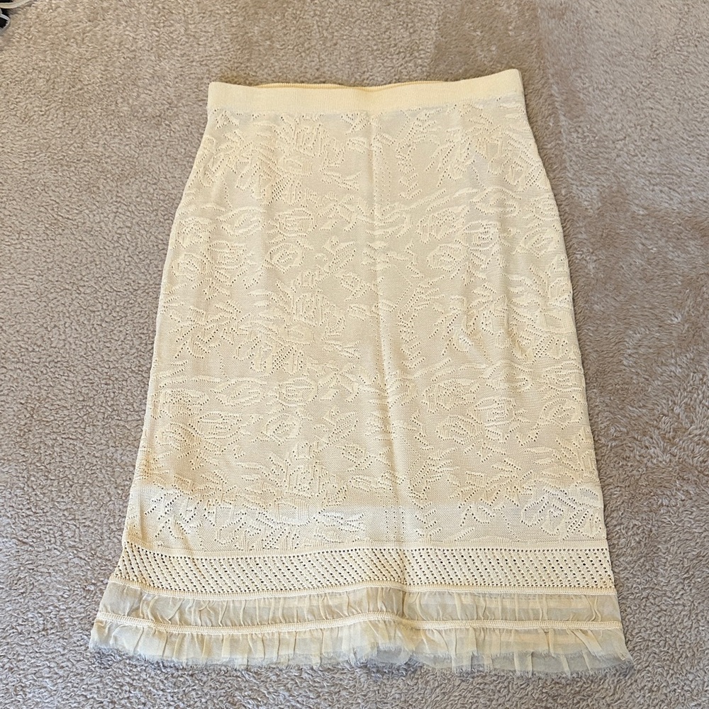 Chic Cream Lace Pencil Skirt